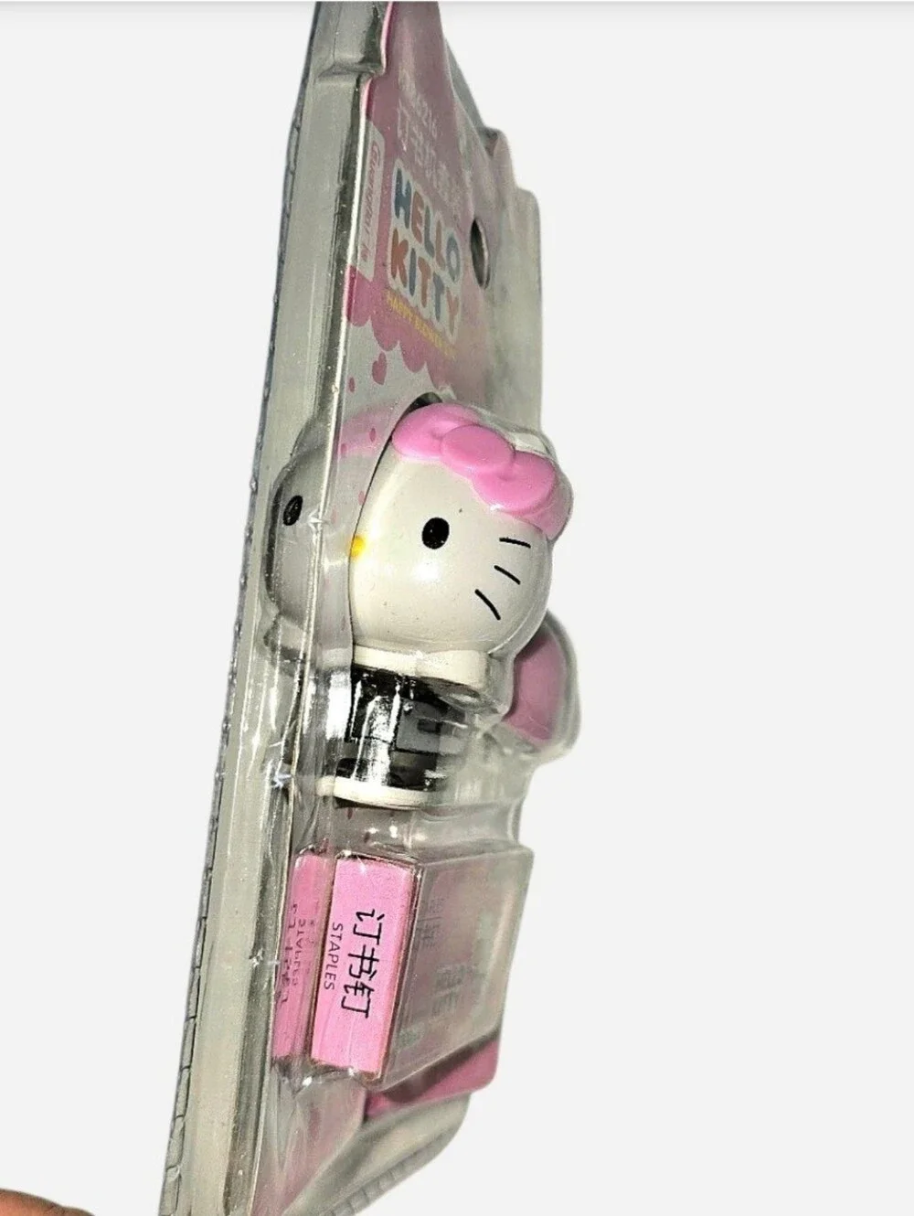 Hello Kitty Mini Stapler with 1000 staples included NWT/NIB